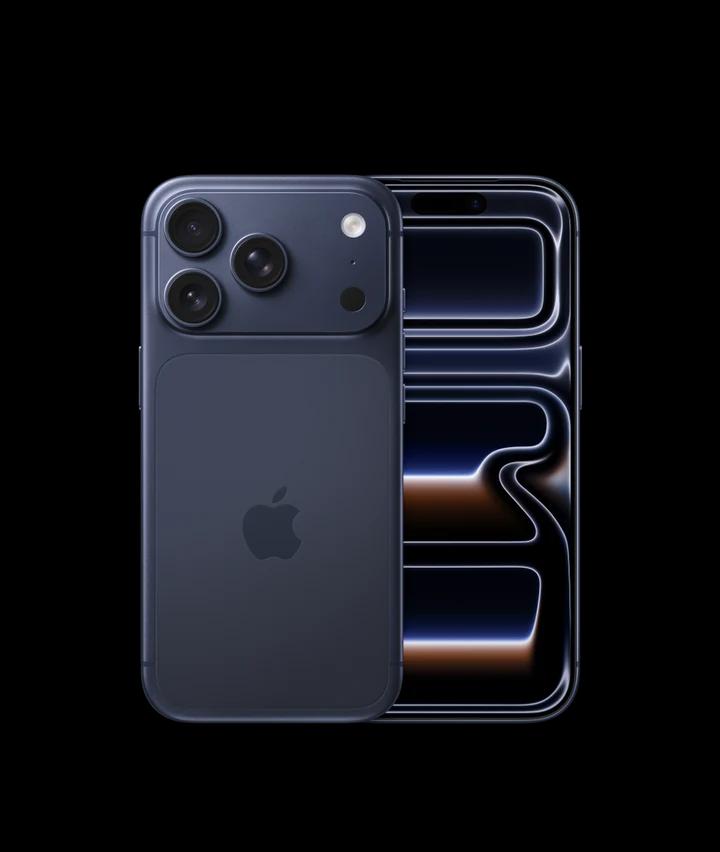 iPhone 17 Pro — тёмно-синий